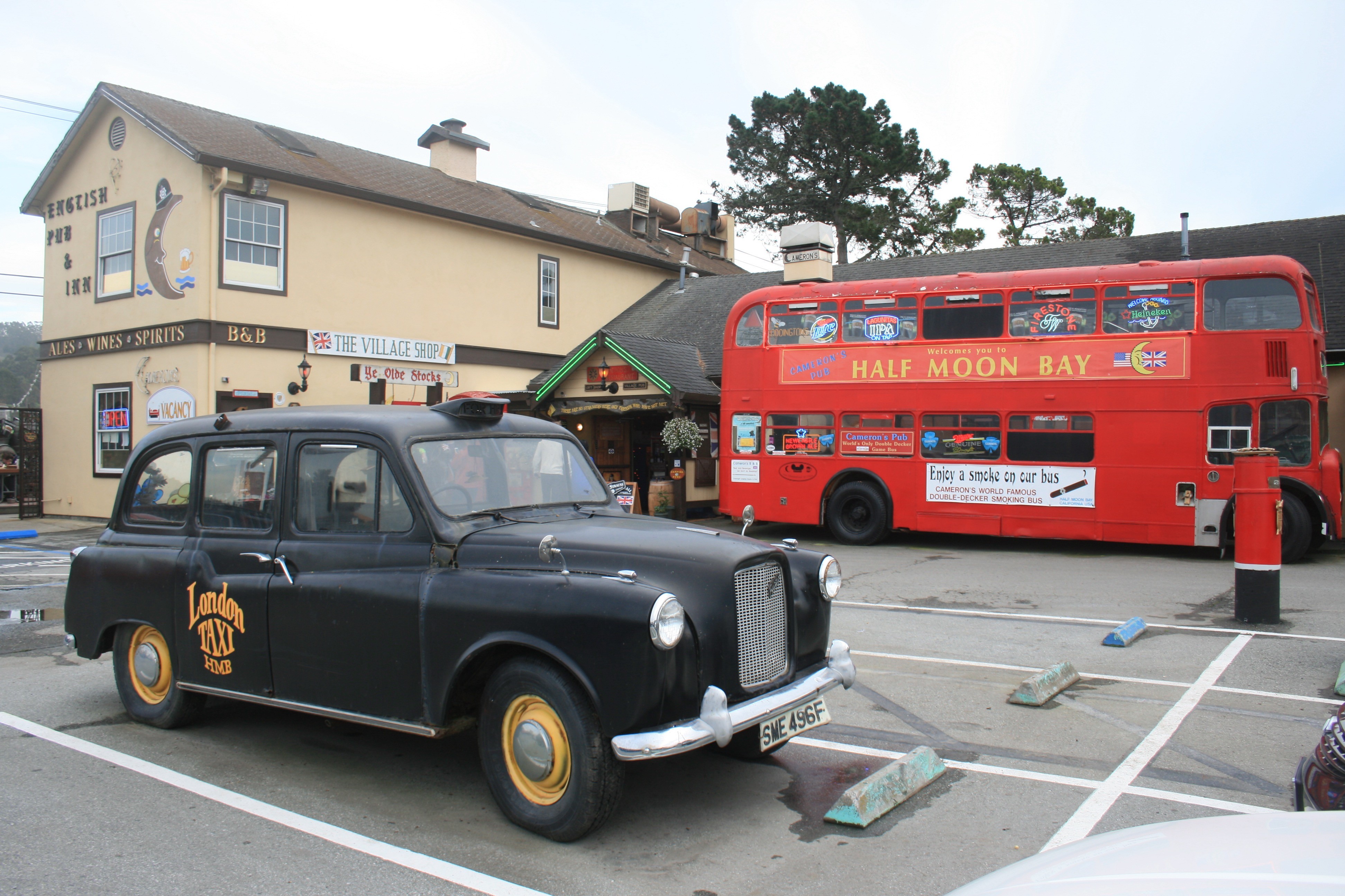 Cameron's Pub, Half Moon Bay